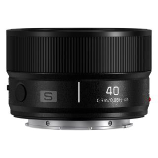 Panasonic Lumix S 40mm f/2 Lens - Black